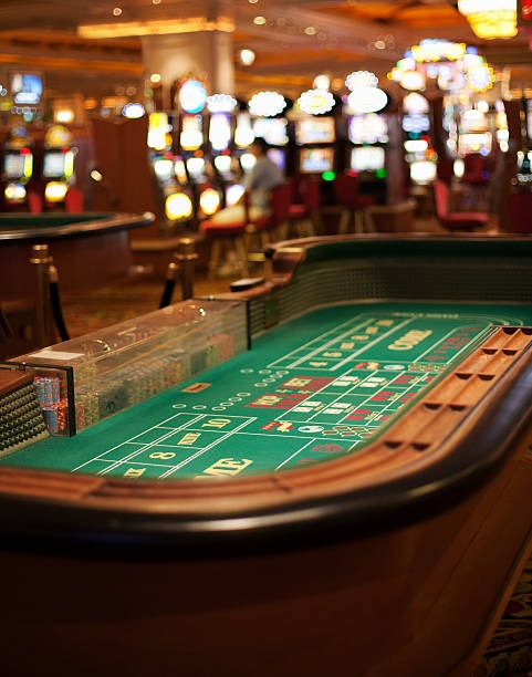 platinumslot Live casino hall